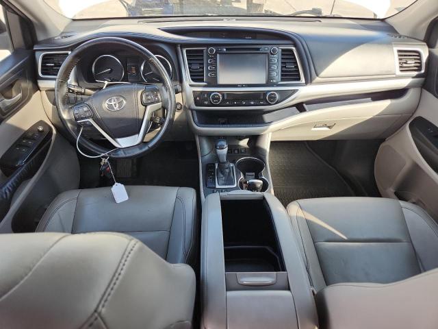 Photo 8 from auction – 2015 TOYOTA HIGHLANDER with VIN 5TDJKRFH9FS123298
