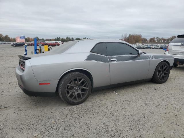 Photo 3 from auction – 2017 DODGE CHALLENGER with VIN 2C3CDZBT1HH629064