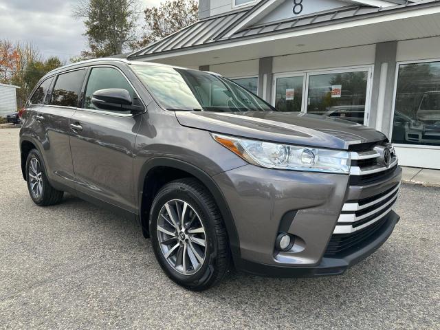 Photo 1 from auction – 2019 TOYOTA HIGHLANDER with VIN 5TDJZRFH4KS592627