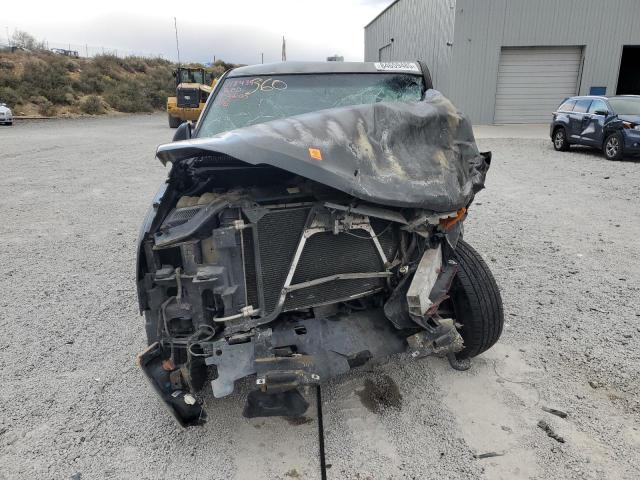 Photo 5 from auction – 2005 CHEVROLET SILVERADO C1500 with VIN 2GCEC19V351101322