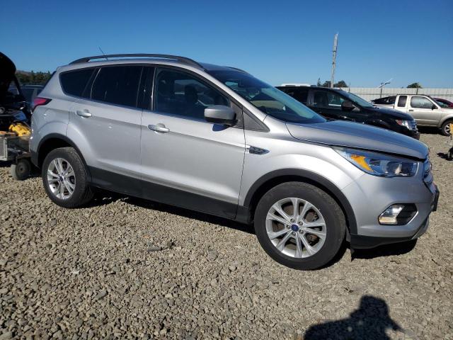 Photo 4 from auction – 2018 FORD ESCAPE SE with VIN 1FMCU0GD4JUD07932