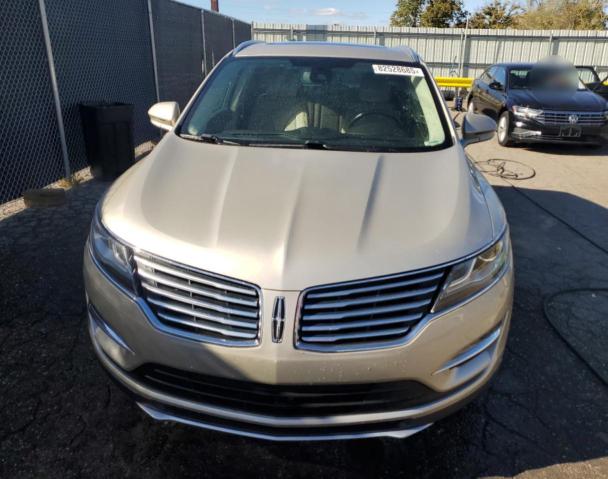 Photo 5 from auction – 2017 LINCOLN MKC RESERV with VIN 5LMCJ3D95HUL34591