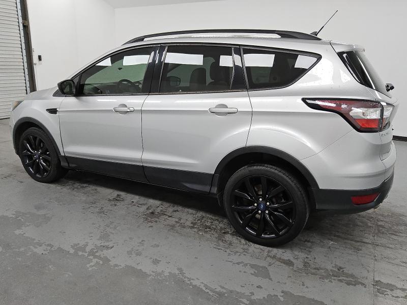 Photo 2 from auction – 2018 FORD ESCAPE SEL with VIN 1FMCU0HD2JUC47793