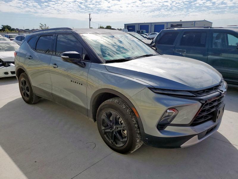 Photo 4 from auction – 2024 CHEVROLET BLAZER 3LT with VIN 3GNKBDR4XRS280376