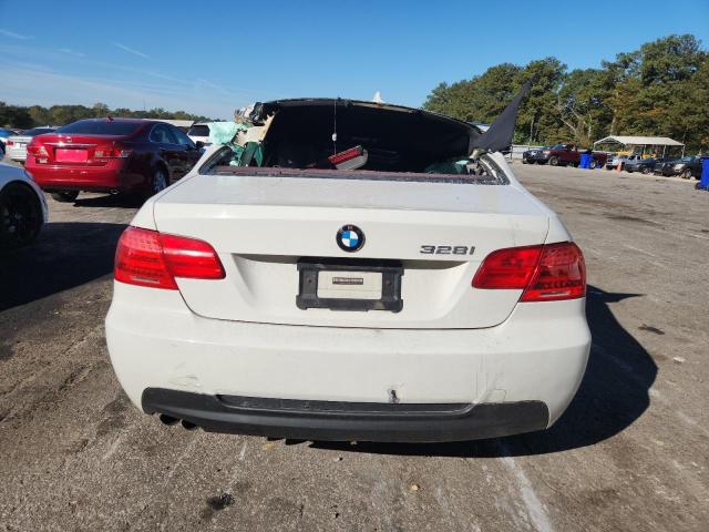 Photo 6 from auction – 2011 BMW 328 I SULE with VIN WBAKE5C55BE574353