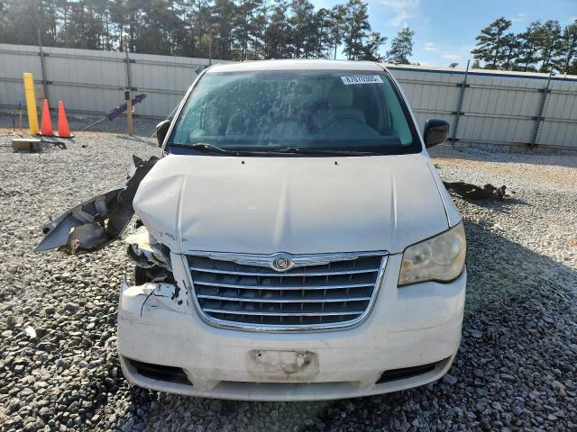 Photo 5 from auction – 2010 CHRYSLER TOWN & COU with VIN 2A4RR4DE3AR151801