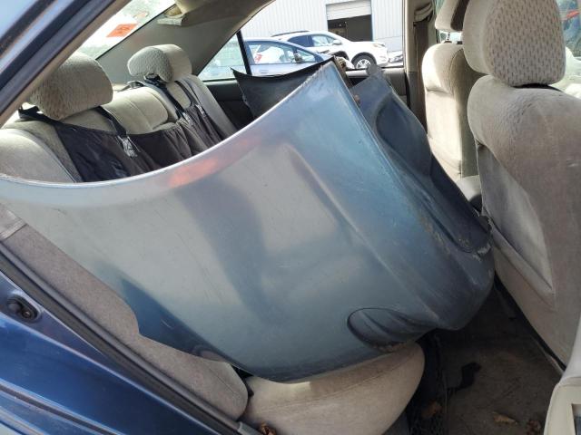 Photo 10 from auction – 2003 TOYOTA CAMRY LE with VIN 4T1BE32K43U777574