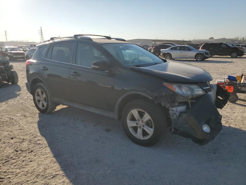 Photo 4 from auction – 2014 TOYOTA RAV4 XLE with VIN 2T3WFREV6EW093188