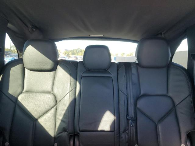 Photo 10 from auction – 2014 PORSCHE CAYENNE with VIN WP1AA2A28ELA95344