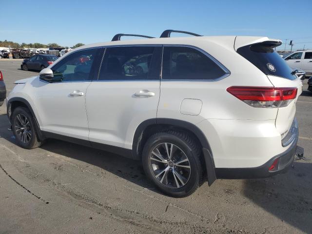 Photo 2 from auction – 2019 TOYOTA HIGHLANDER with VIN 5TDBZRFH4KS737153