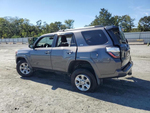Photo 2 from auction – 2019 TOYOTA 4RUNNER with VIN JTEZU5JR0K5196397