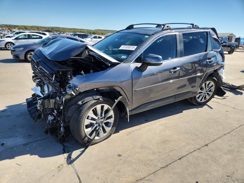 Photo 1 from auction – 2022 TOYOTA RAV4 XLE with VIN 2T3C1RFV1NC210242