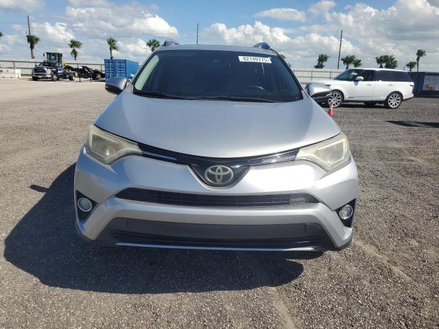Photo 5 from auction – 2017 TOYOTA RAV4 XLE with VIN 2T3WFREV6HW365016