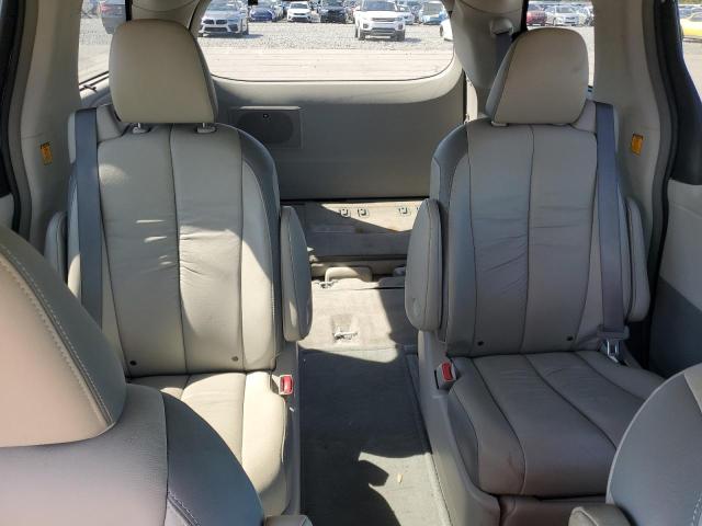 Photo 10 from auction – 2012 TOYOTA SIENNA XLE with VIN 5TDYK3DC8CS190893