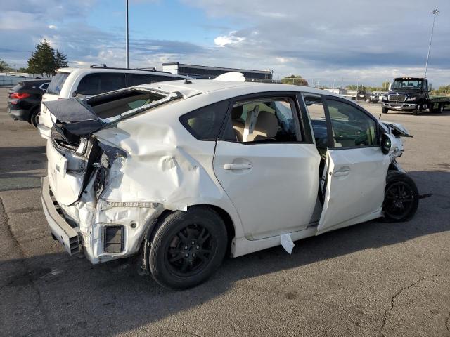 Photo 3 from auction – 2015 TOYOTA PRIUS with VIN JTDKN3DU8F0426276
