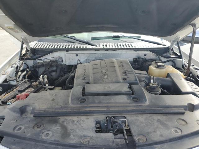 Photo 12 from auction – 2008 LINCOLN NAVIGATOR with VIN 5LMFU28578LJ01579