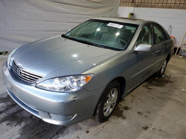 TOYOTA CAMRY LE 2005 with VIN 4T1BF32K05U591272 - Photo from auction