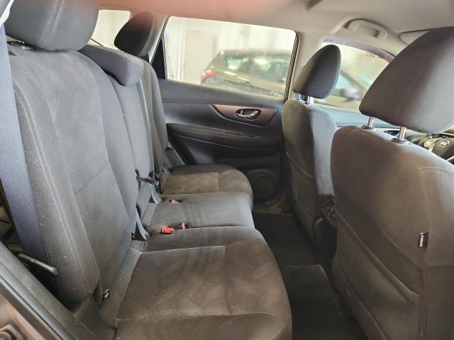 Photo 11 from auction – 2015 NISSAN ROGUE S with VIN KNMAT2MV2FP588027