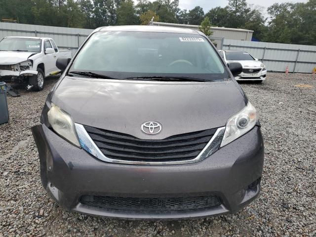 Photo 5 from auction – 2011 TOYOTA SIENNA with VIN 5TDZK3DC5BS139824