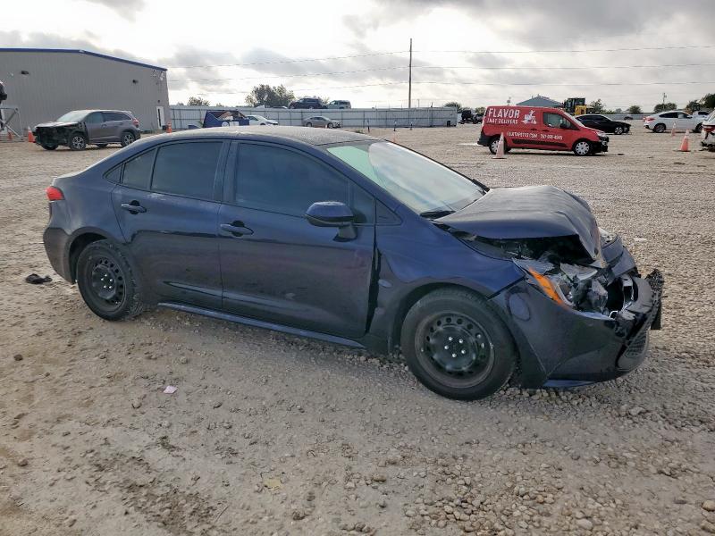 Photo 4 from auction – 2022 TOYOTA COROLLA LE with VIN 5YFEPMAE1NP378599