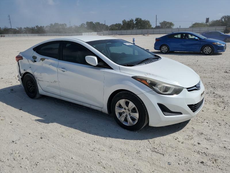 Photo 4 from auction – 2016 HYUNDAI ELANTRA SE with VIN 5NPDH4AE2GH744790