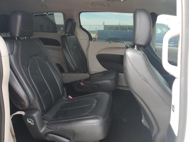 Photo 11 from auction – 2017 CHRYSLER PACIFICA T with VIN 2C4RC1BG0HR540366