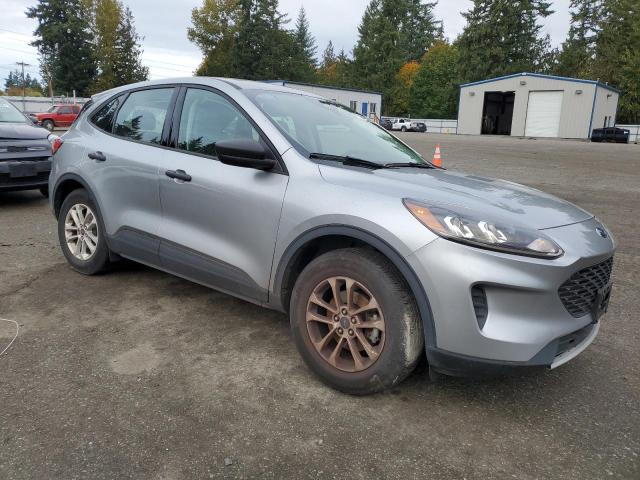 Photo 4 from auction – 2022 FORD ESCAPE S with VIN 1FMCU9F61NUB65374