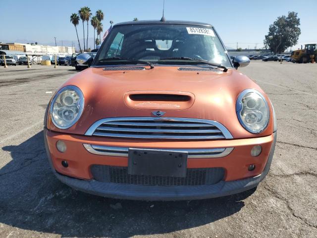 Photo 5 from auction – 2005 MINI COOPER S with VIN WMWRH33595TK55371