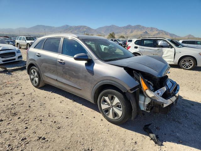 Photo 4 from auction – 2018 KIA NIRO FE with VIN KNDCB3LC9J5142883