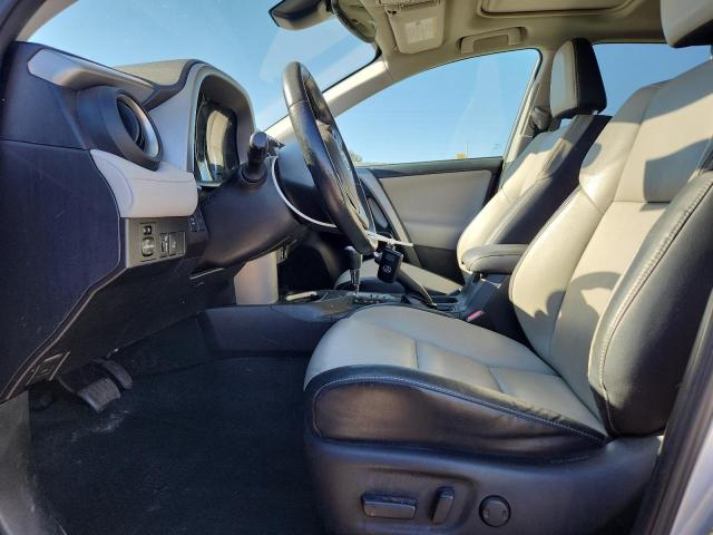 Photo 7 from auction – 2017 TOYOTA RAV4 LIMIT with VIN 2T3DFREV0HW559192
