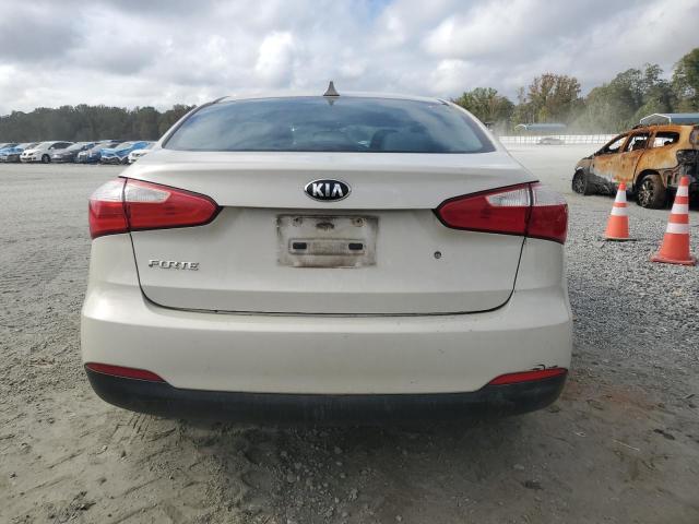 Photo 6 from auction – 2015 KIA FORTE LX with VIN KNAFK4A61F5404593