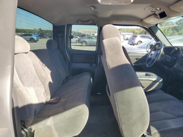 Photo 10 from auction – 2005 CHEVROLET SILVERADO with VIN 1GCEC19Z15Z170696