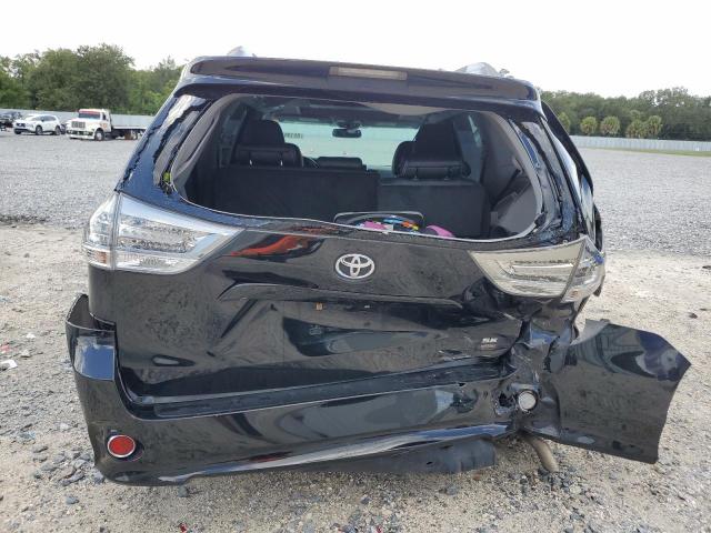 Photo 6 from auction – 2017 TOYOTA SIENNA SE with VIN 5TDXZ3DC4HS807303