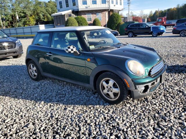 Photo 4 from auction – 2010 MINI COOPER with VIN WMWMF3C5XATZ64904