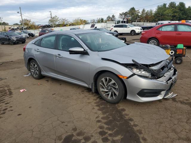 Photo 4 from auction – 2018 HONDA CIVIC EX with VIN 2HGFC2F75JH610864