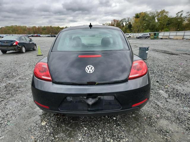 Photo 6 from auction – 2013 VOLKSWAGEN BEETLE with VIN 3VWJP7AT0DM689376