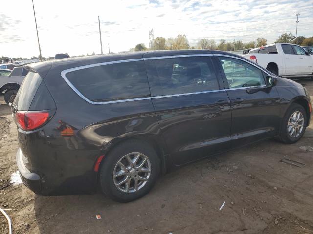 Photo 3 from auction – 2017 CHRYSLER PACIFICA T with VIN 2C4RC1DG0HR684125