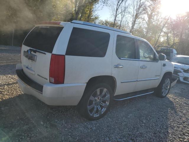 Photo 3 from auction – 2011 CADILLAC ESCALADE L with VIN 1GYS4BEF4BR150580
