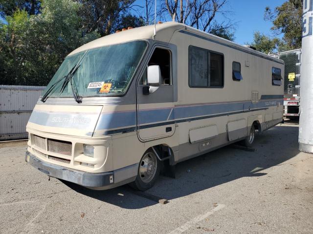 SWIN P30 1998 with VIN 1GBKP37W8K3300200 - Photo from auction