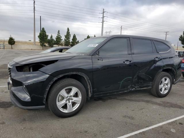 TOYOTA HIGHLANDER 2022 with VIN 5TDZZRAH2NS125527 - Photo from auction