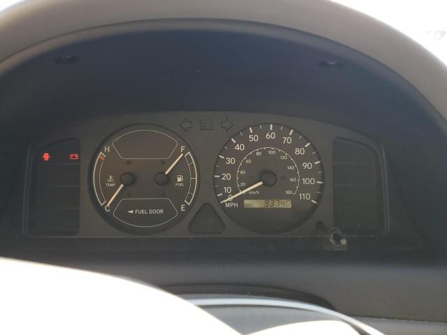 Photo 9 from auction – 2000 TOYOTA COROLLA with VIN 2T1BR12E1YC363017