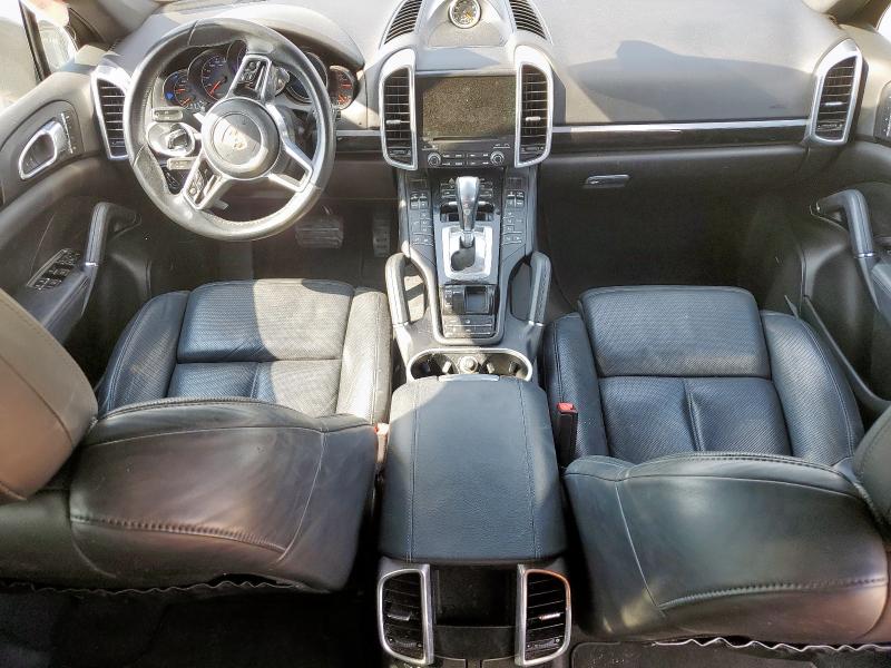 Photo 8 from auction – 2018 PORSCHE CAYENNE with VIN WP1AA2A2XJKA00959