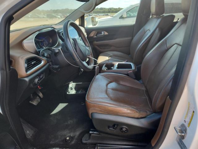 Photo 7 from auction – 2017 CHRYSLER PACIFICA L with VIN 2C4RC1GG8HR533626