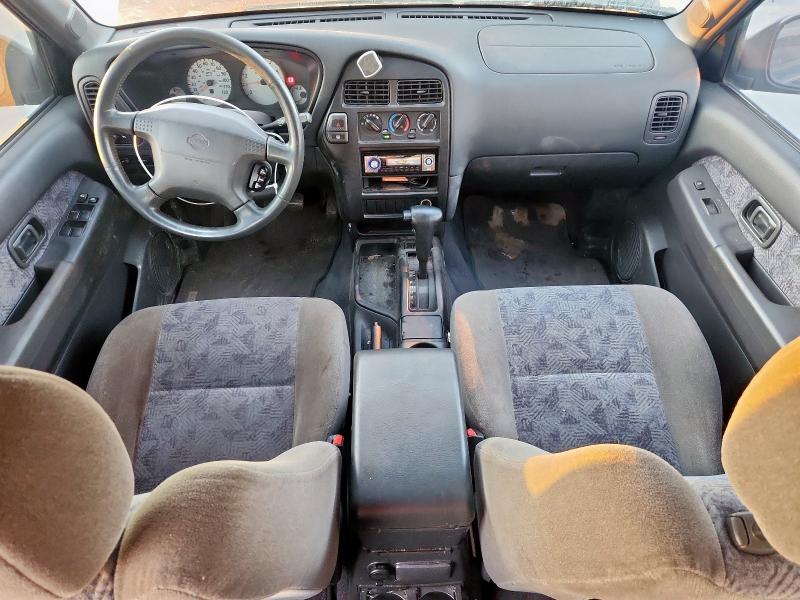 Photo 8 from auction – 2000 NISSAN PATHFINDER with VIN JN8AR07S4YW400223