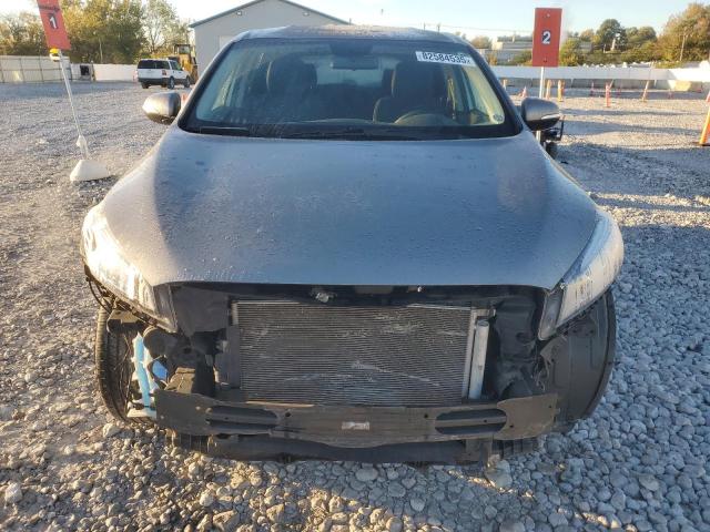 Photo 5 from auction – 2016 KIA SORENTO LX with VIN 5XYPG4A34GG062872