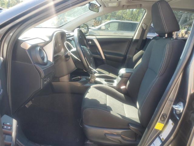 Photo 7 from auction – 2017 TOYOTA RAV4 XLE with VIN JTMRFREV0HJ715705