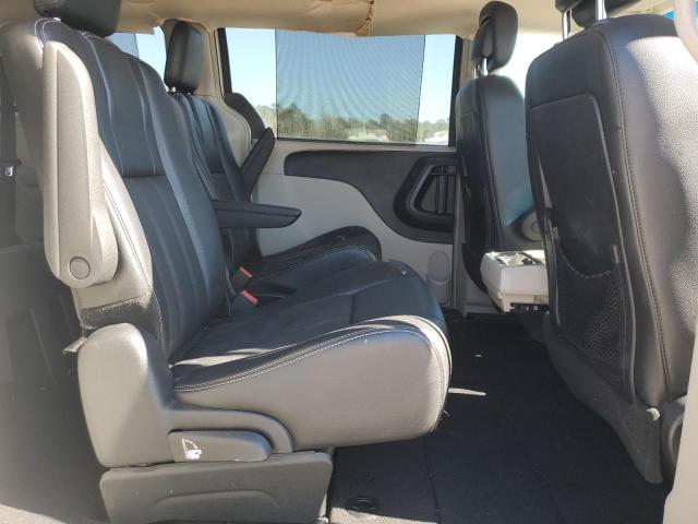 Photo 11 from auction – 2014 CHRYSLER TOWN & COU with VIN 2C4RC1BG2ER193005