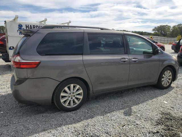 Photo 3 from auction – 2017 TOYOTA SIENNA XLE with VIN 5TDYZ3DC8HS774469