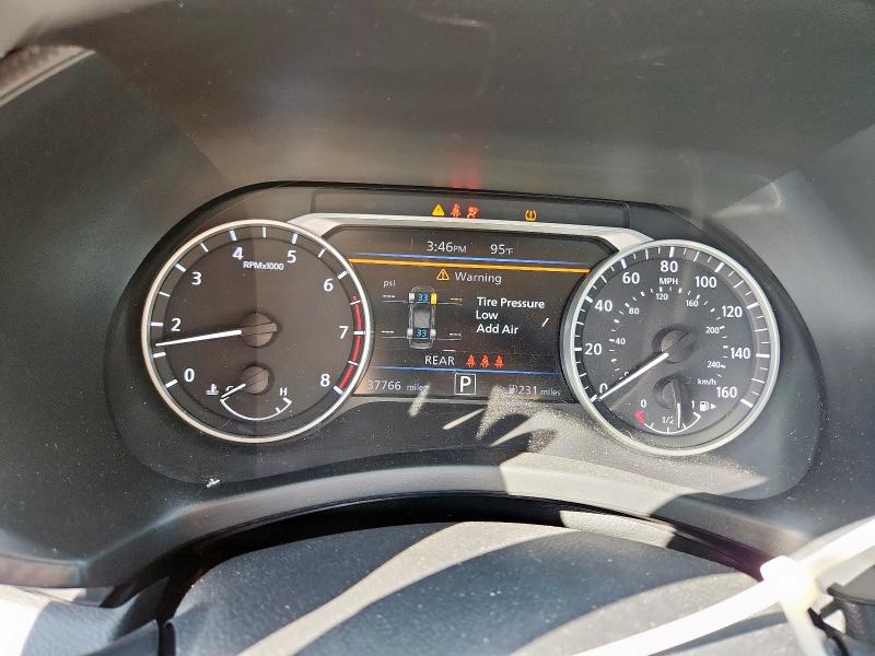 Photo 9 from auction – 2023 NISSAN SENTRA SR with VIN 3N1AB8DV3PY280194