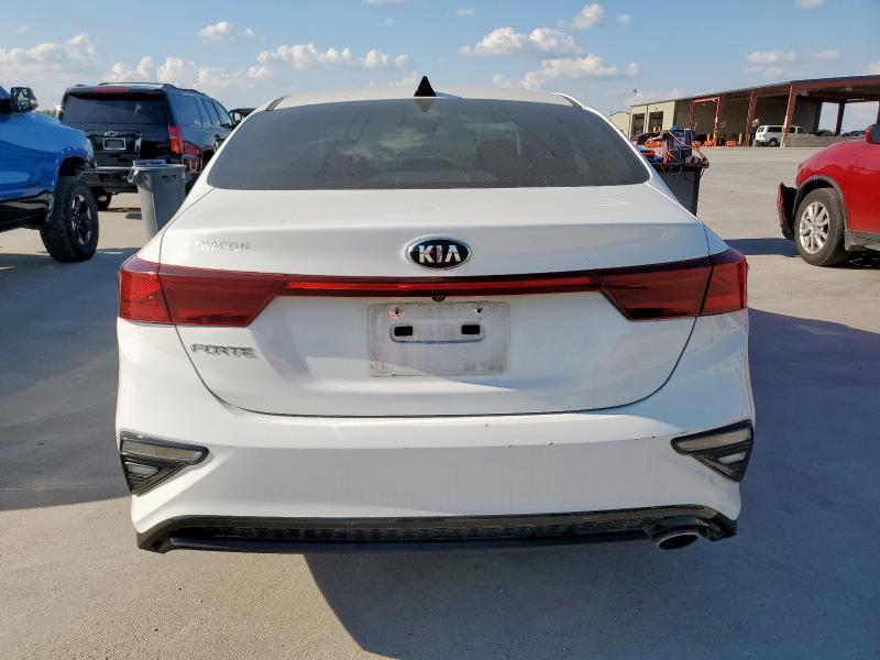 Photo 6 from auction – 2021 KIA FORTE FE with VIN 3KPF24AD6ME383159